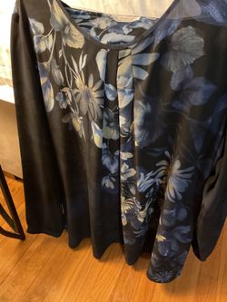 WOMENS XTRA LARGE BLOUSE