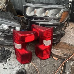 2021 Silverado Head Light 