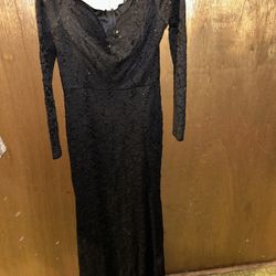 Black Prom Dress/ Vestido Negro 