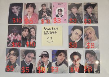 Stray Kids Photocards