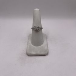 14kt Gold Diamond Engagement Style Ring 