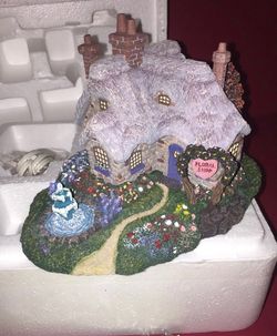 Hawthorne Village “Everett’s Flower Shop” Christmas Village