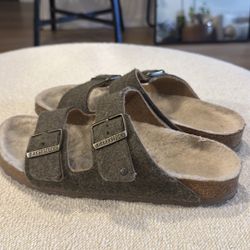 Women’s 40 Birkenstock Arizona Happy Lamb Wool Felt Sandals 
