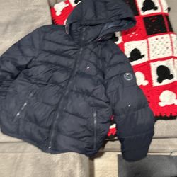 Tommy Hilfiger Navy Men’s Puffer Jacket 