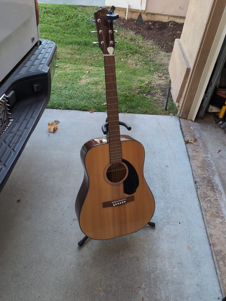 Fender Classic Design Acoustic Guitar