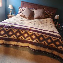 Southwest Aztic Maroon Tan KING Size Comforter Well Made 