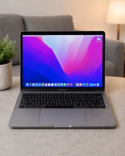 MacBook Pro 13” Space Gray 💻 Intel i5 ⚡ 8GB RAM / 256GB SSD✅1-Year Warranty + $0 Down Financing 💳Comes with Microsoft Word Excel, Final Cut & Logic