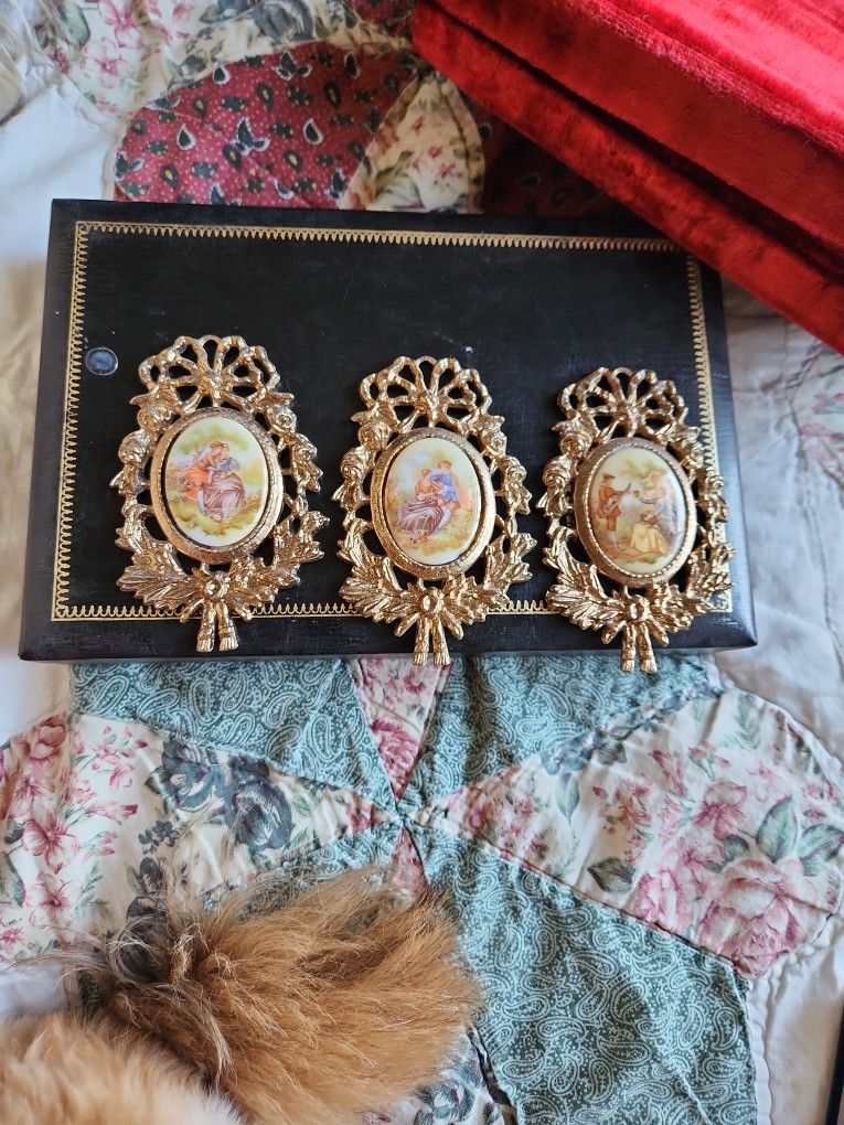 Antique Victorian Cameos