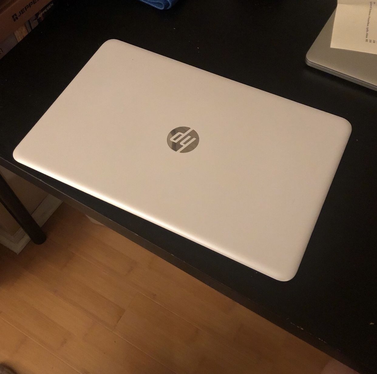 15” HP Notebook Touchscreen Laptop