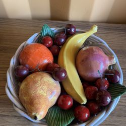 Vintage, ceramic fruit bowl