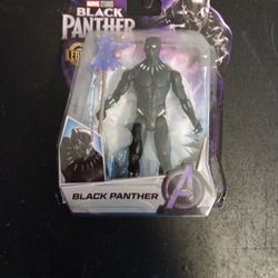 BLACK PANTHER ACTION FiGURE