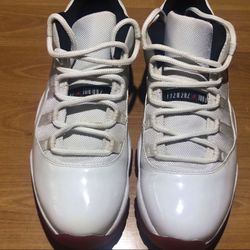 Jordan 11 Low White And Red Size 12 [Worn]