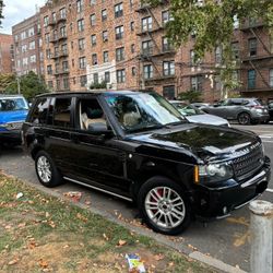 Black Used 2012 Land Rover Range Rover HSE 