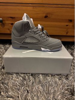 Wolf Grey Jordan 5 Sneakers Size 10