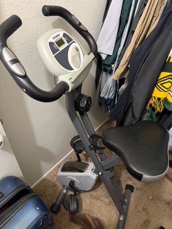 Stationary workout bike