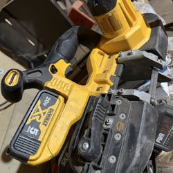 Dewalt Bandsaw With Battery And Charger