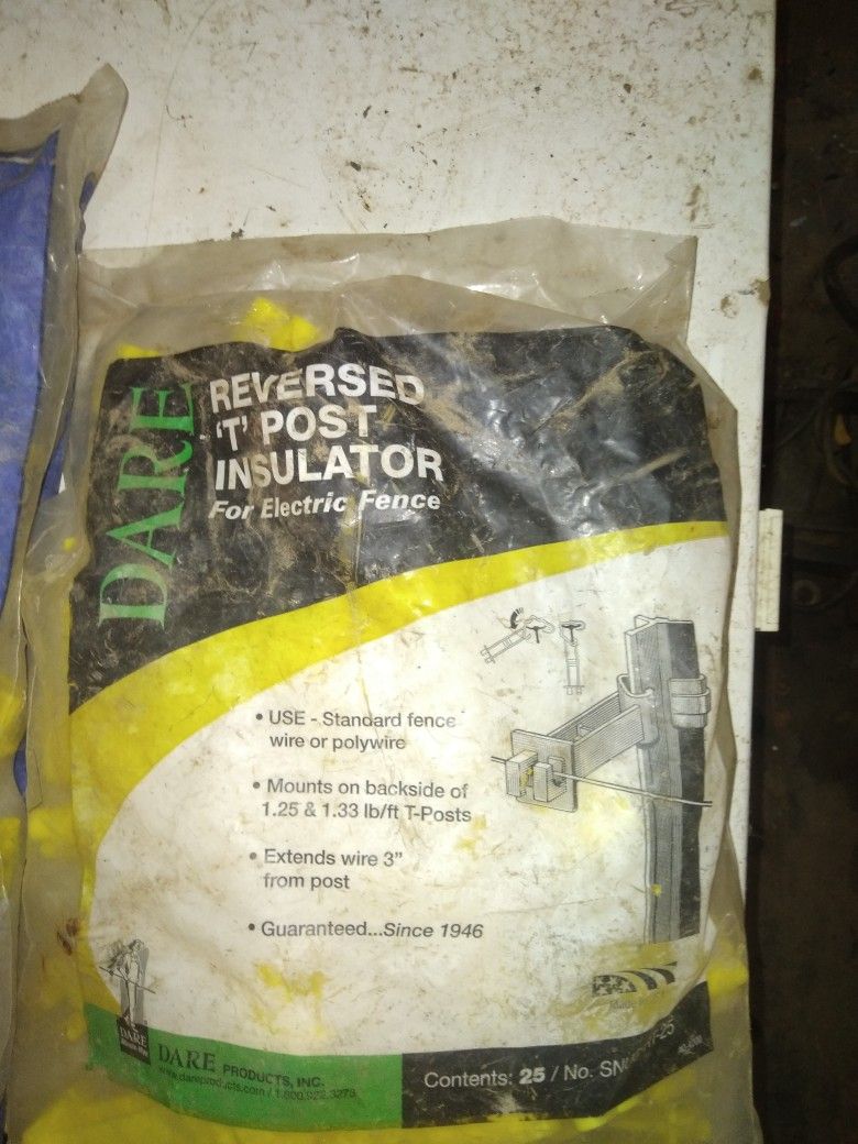 T Post Insulators For Electric Fence