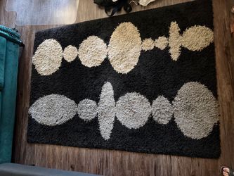 Black Shag Area Rug with Cream Abstract Pattern