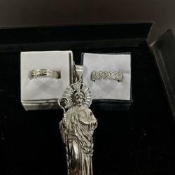 San Judas And Rings 