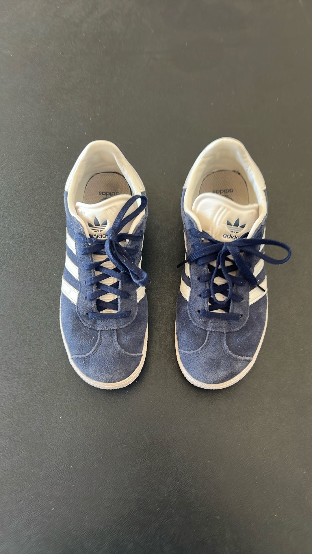 Girls Adidas Tennis Shoes - Size 4.5