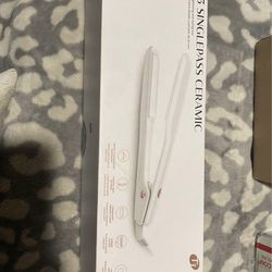 T3 SinglePass Ceramic Hair Straightener