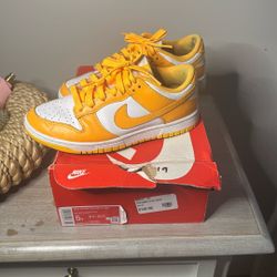 Nike Dunk Low 
