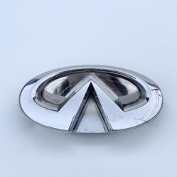 2005-2006 Infiniti G35 Sedan Front Grill Emblem OEM 62890-AC700