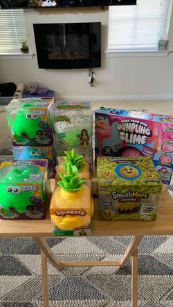 9-large Squishy ( lot )