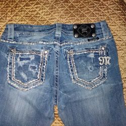 Super Cute Miss Me Jeans 27 X33