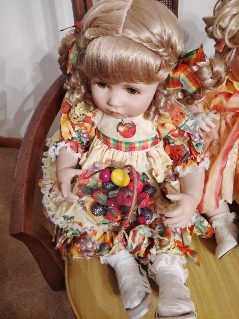 Marie Osmond Franny Fruit Basket Porcelain Doll