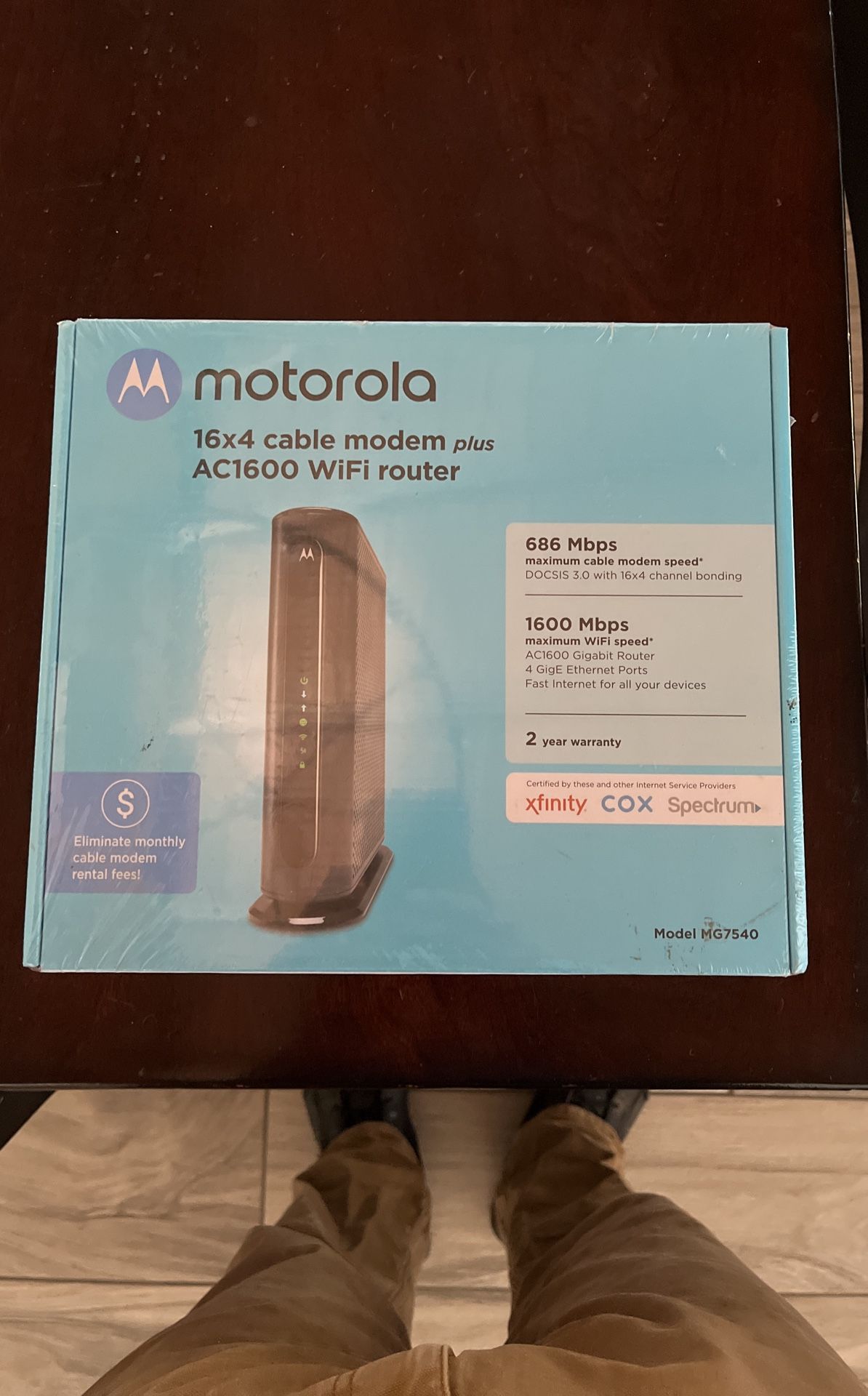 Motorola MG7540 WiFi Router/modem