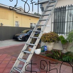 Excelente condition, different sizes, aluminum extension ladder
