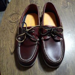 TIMBERLAND  NEW SHOES SIZE 7  $40.00