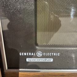 Vintage GE Microwave 