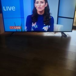 55-inch Samsung 4k Uhd (2160p) Smart Tv.