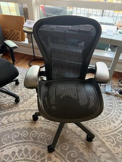 Comfortable office chair