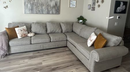 Grey corner couch