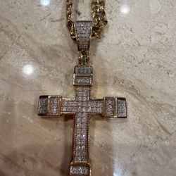 Silver/steel Cross