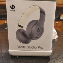 Beats Studio Pro