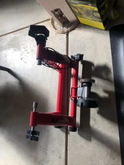 Road bike trainer