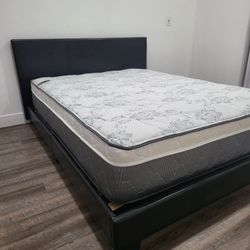 NEW QUEEN-SIZE PILLOW TOP MATTRESS AND BOX SPRING 🆕️
