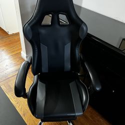 Gaming Chair Black Fully Reclinable Like New 