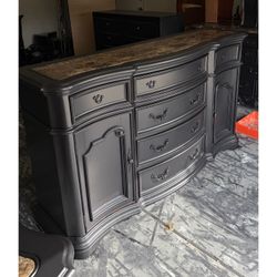 Marble Top Dresser & 2 nighstands (ask for price!)