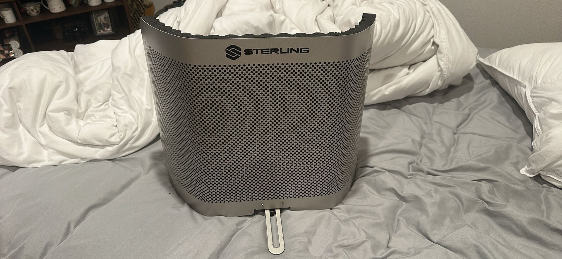 Sterling Audio VMS Vocal Microphone Shield