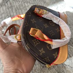 CARTERA SÚPER LINDA PARA MUCHAS OCASIONES CARTERA SÚPER LINDA PARA MUCHAS OCASIONES