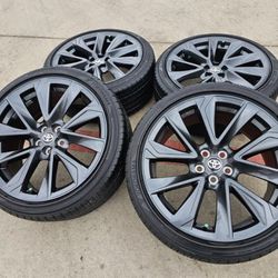 Toyota Corolla Wheels And Tires Black Grey