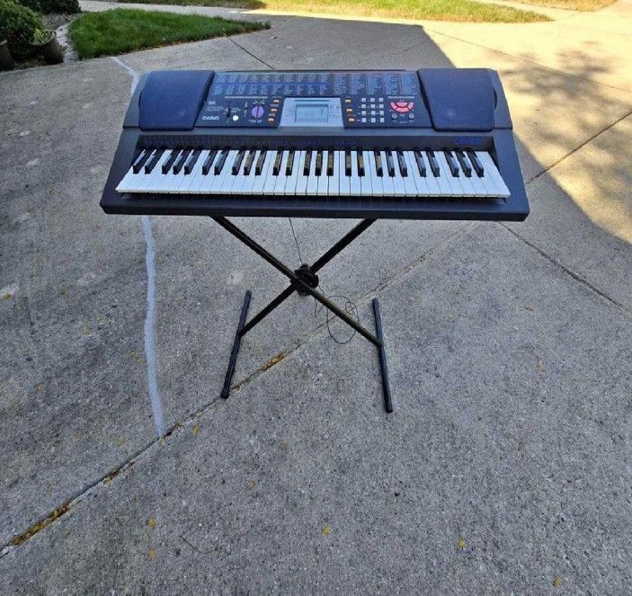 western wrong Yamaha Portable Keyboard – Excellent Tone for Music Fans