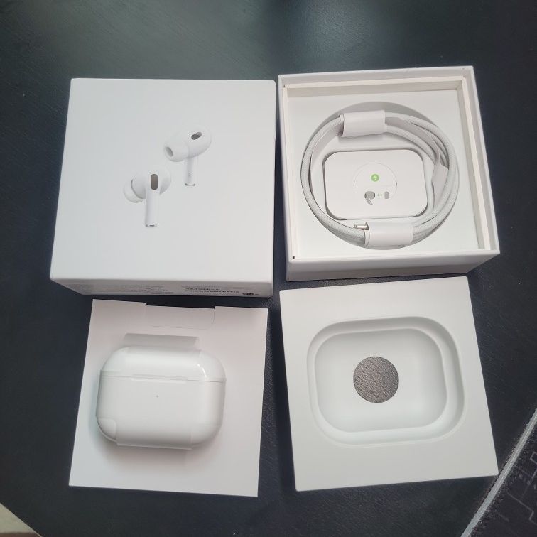 BRAND NEW AirPods Pro (2nd generation) with MagSafe Case (USB‑C) - White