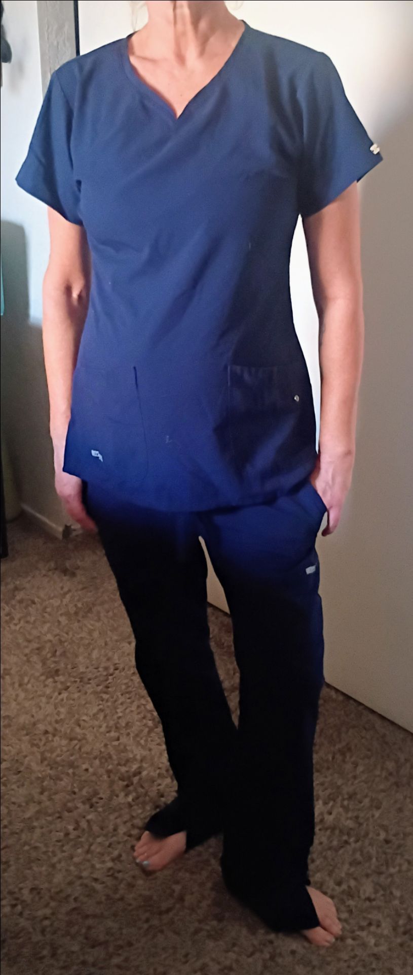 Gently worn Grey's anatomy scrubs