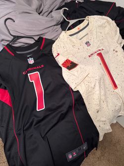 Cardinal jersey size medium